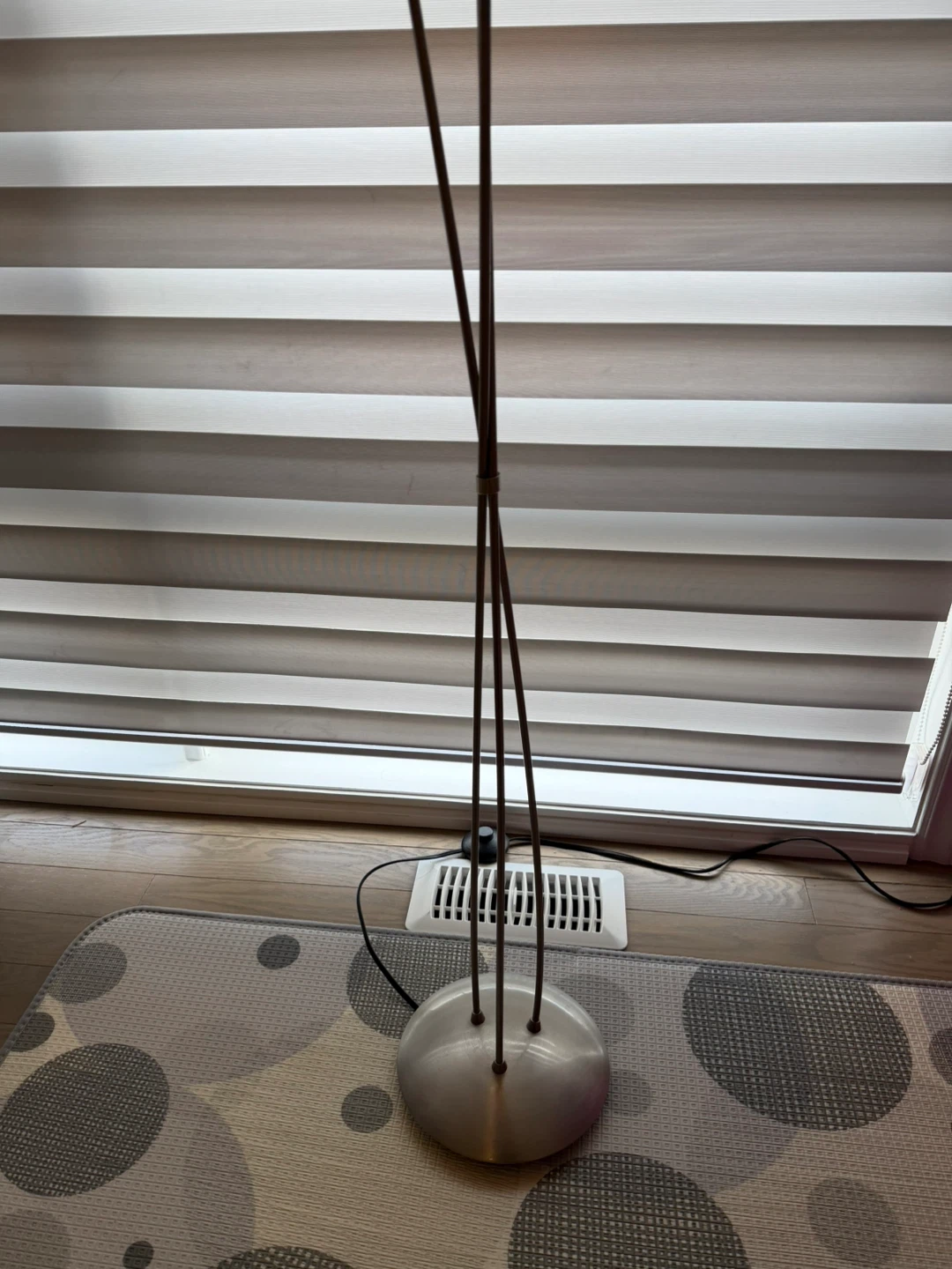 Tripod Floor Lamp with Frosted Globe Shades - photo 5