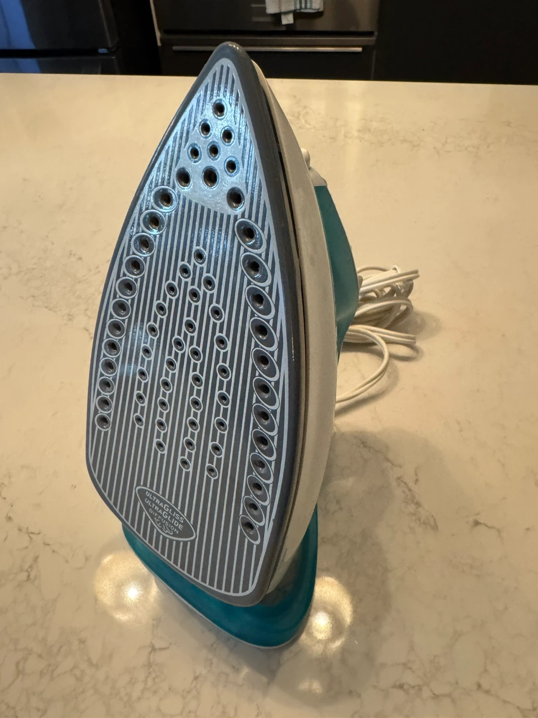 T-fal Ultraglide Steam Iron 🥕🥕🥕 - photo 2