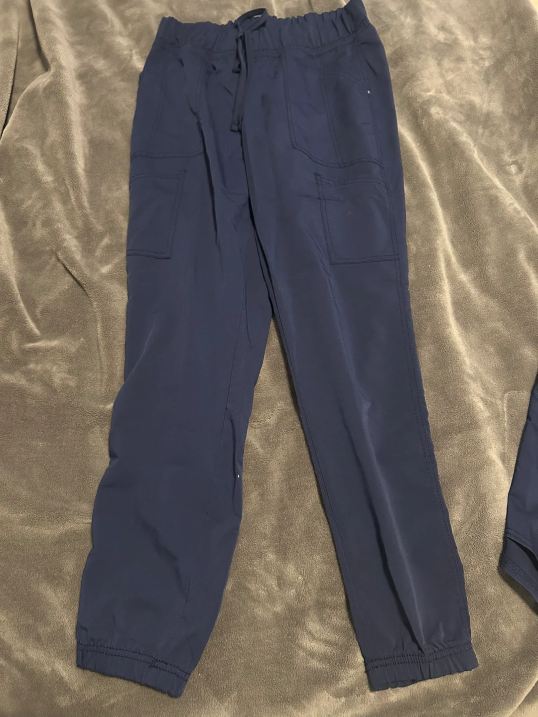 Scrubstar Navy Blue Scrub Top and Pants Set - photo 3