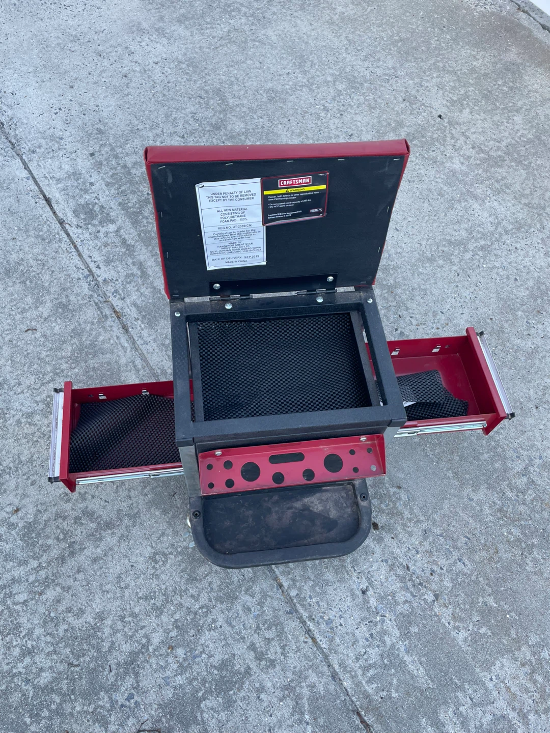 Craftsman Rolling Tool Seat with Drawers OR BEST OFFER - photo 4