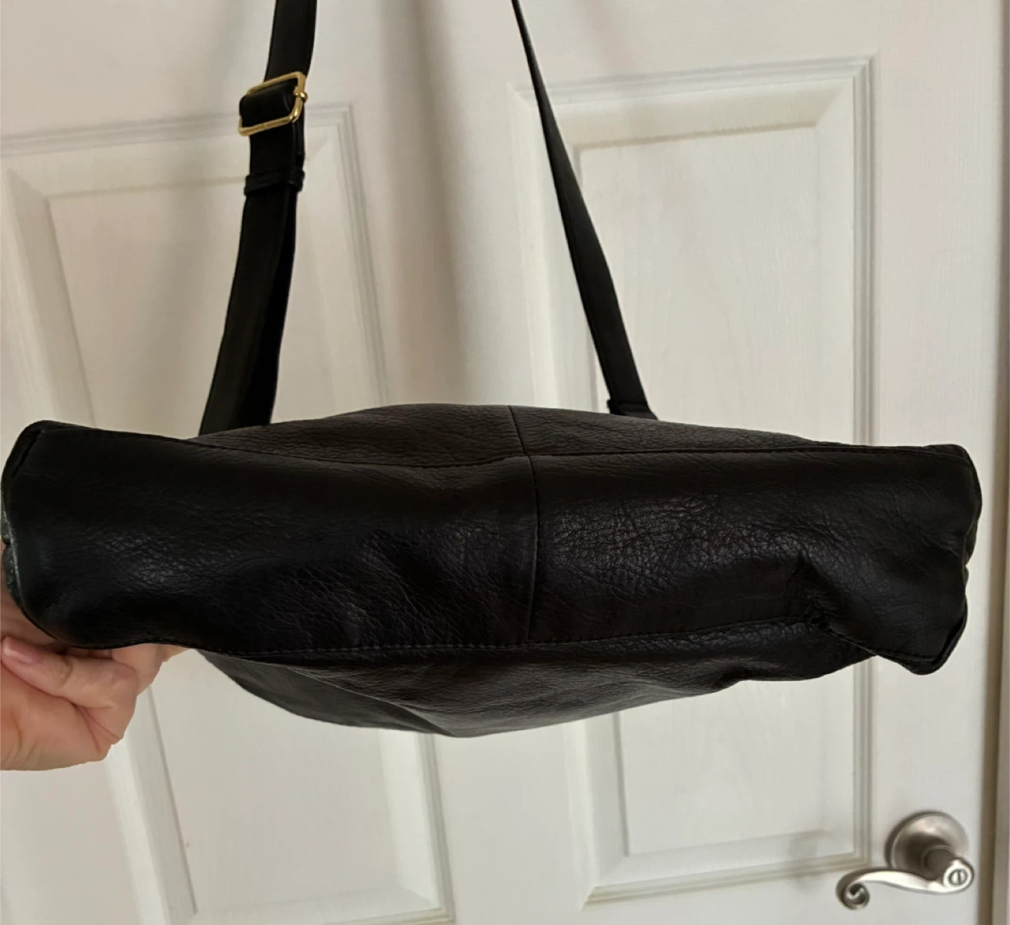 Black Margot Leather Crossbody Bag - photo 5