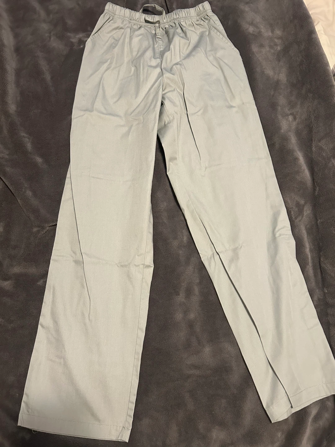 Light Grey Scrub Top and Pants Set - Size S