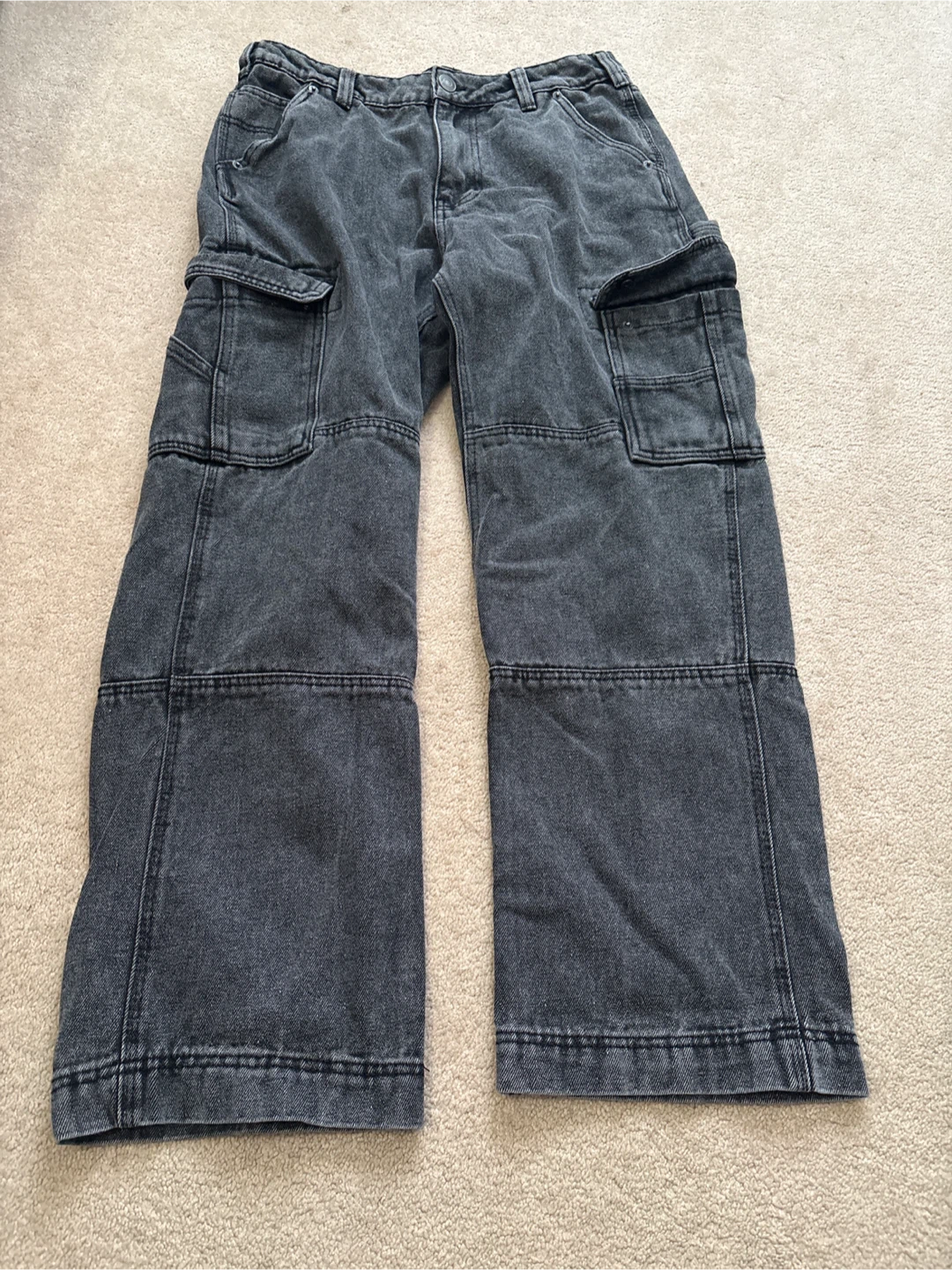 Men’s cargo jeans