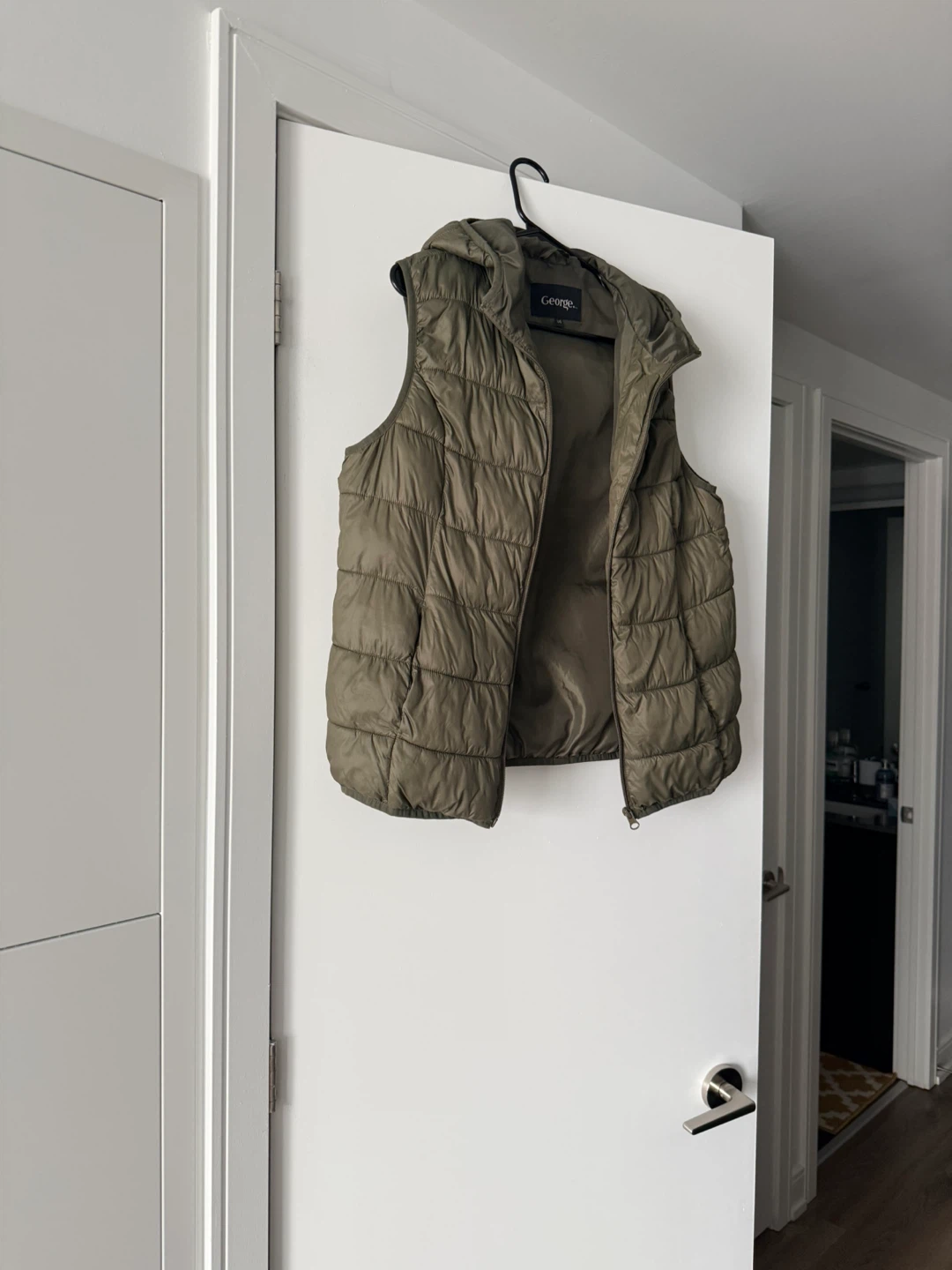 George Puffer Vest - Olive Green