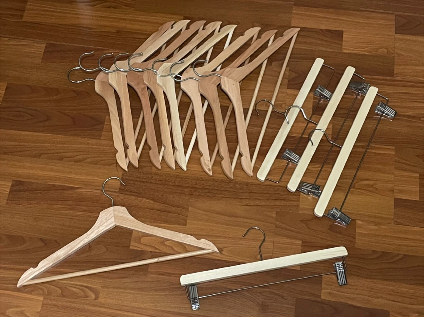 30 Hangers (top+bottom) ikea