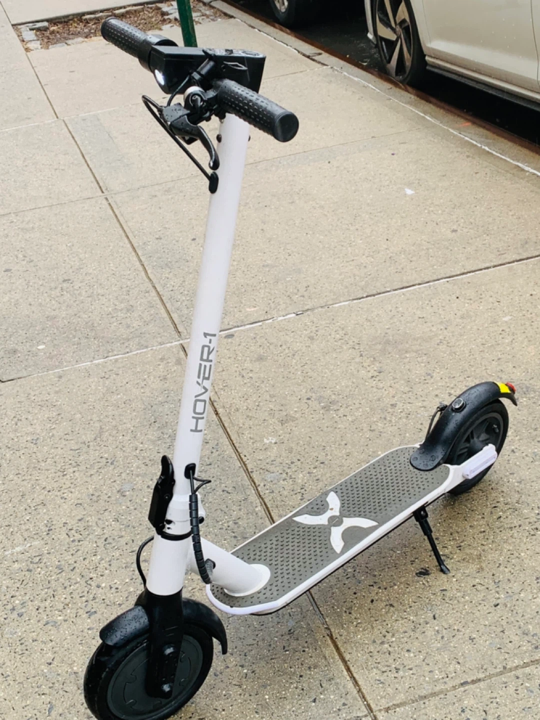 HOVER-1 JOURNEY ELECTRIC FOLDING SCOOTER - WHITE/BLACK