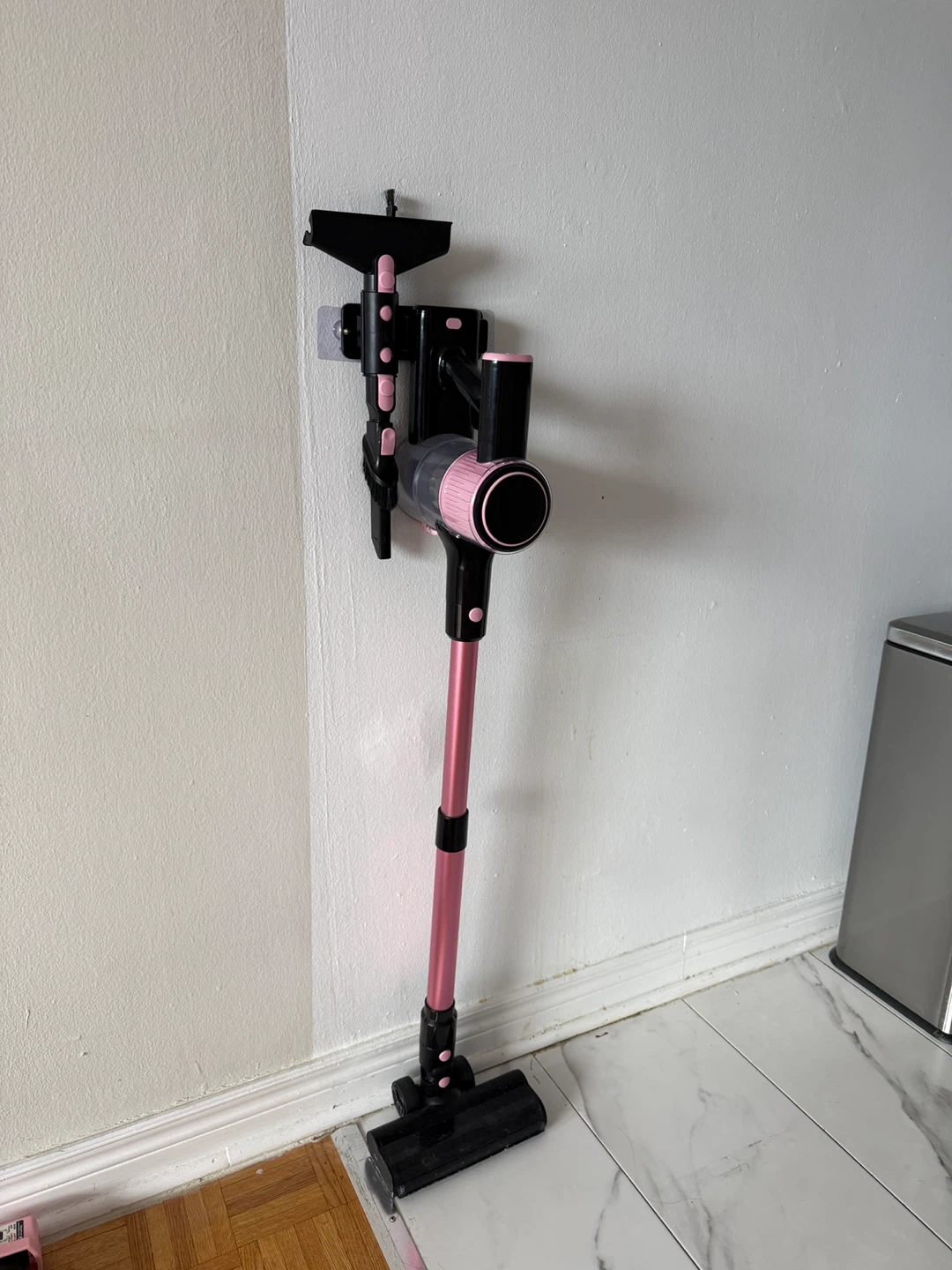 Cordless Stick Vacuum Cleaner - photo 5