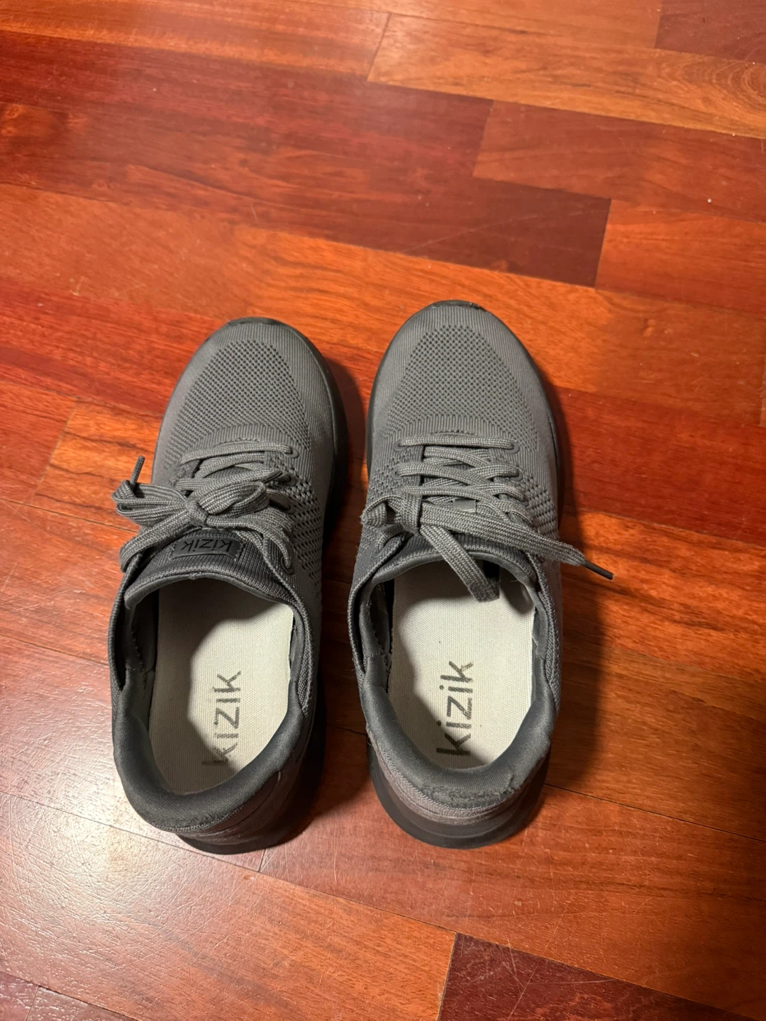 Kizik Men's 8.5 Grey Knit Sneakers - photo 5