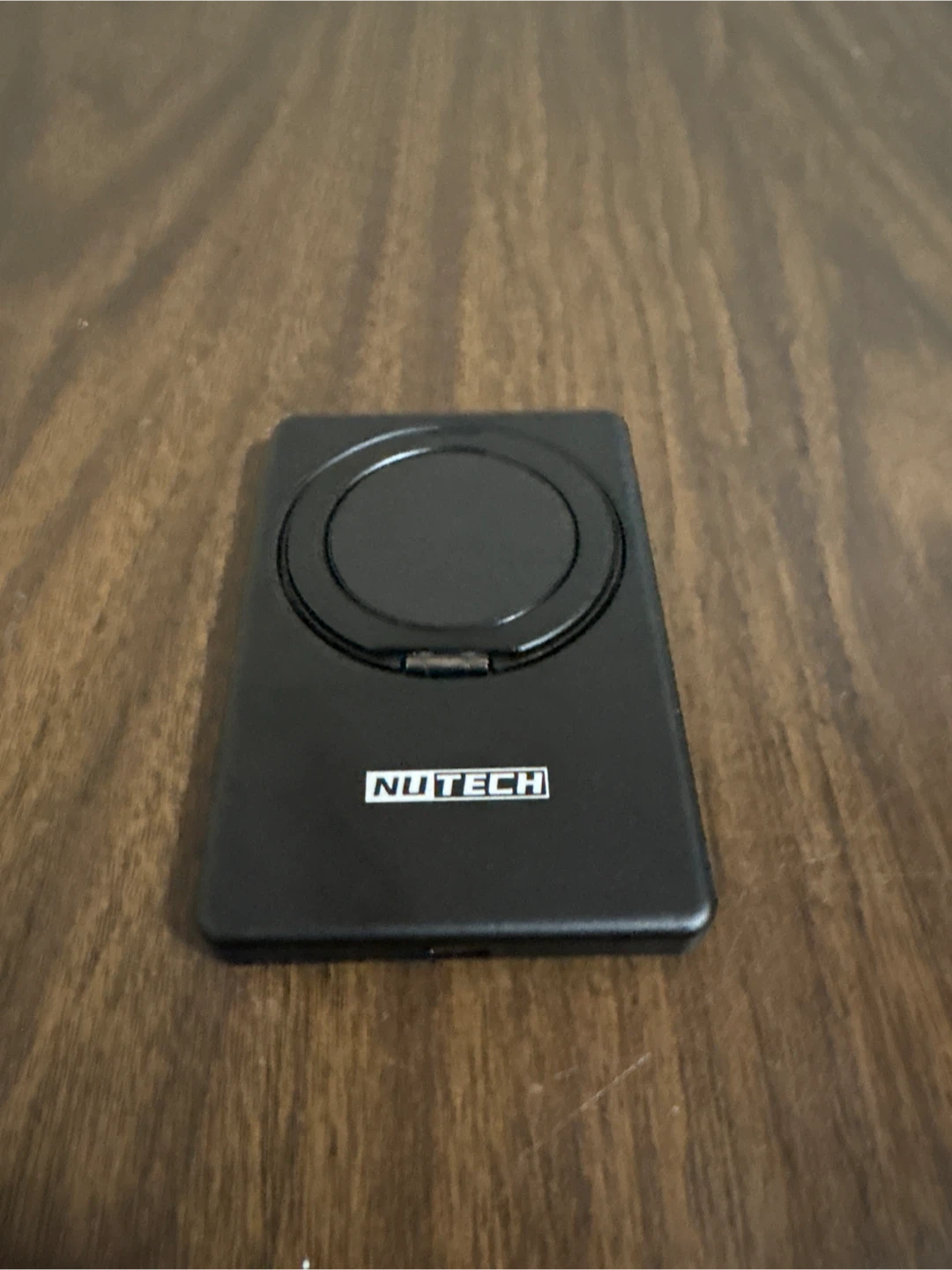 MagSafe power bank - photo 5