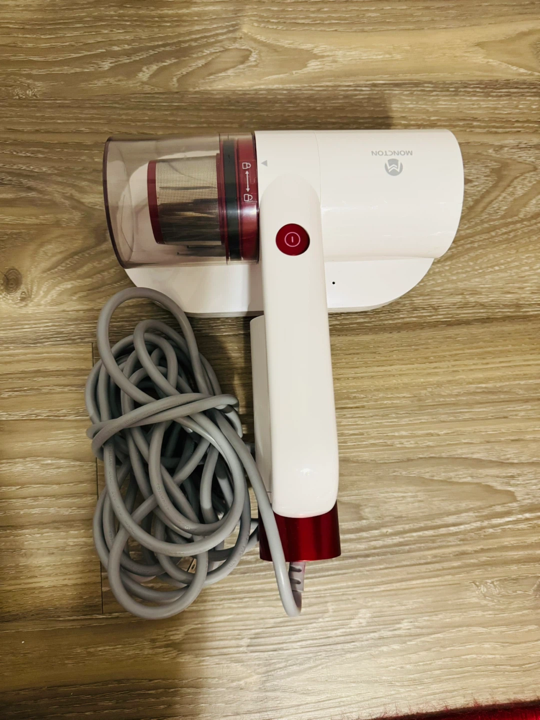 MONCTON P80 Anti-Dust Mites UV Vacuum Cleaner - photo 2
