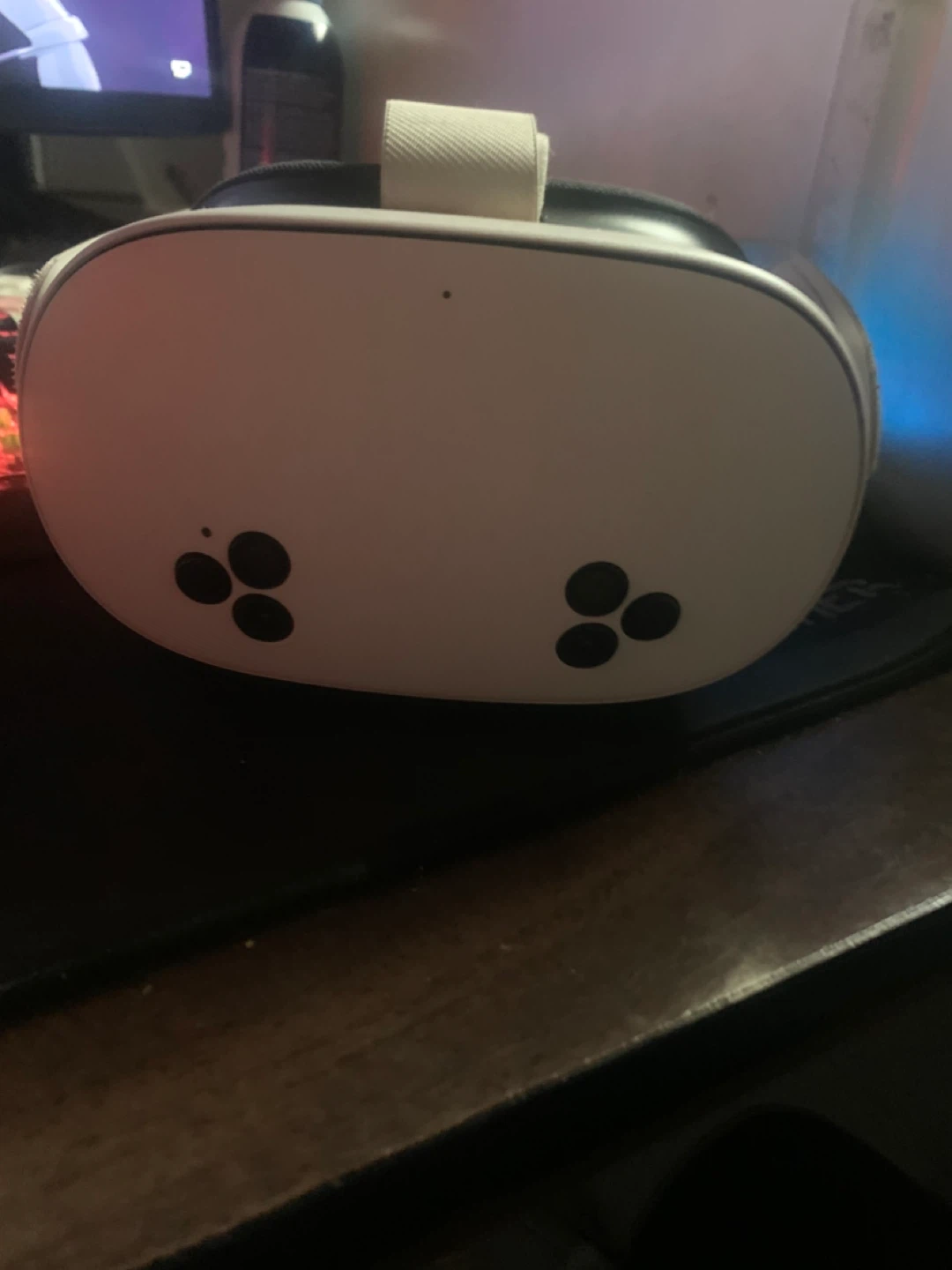 Meta Quest 3S with controllers 1 month old