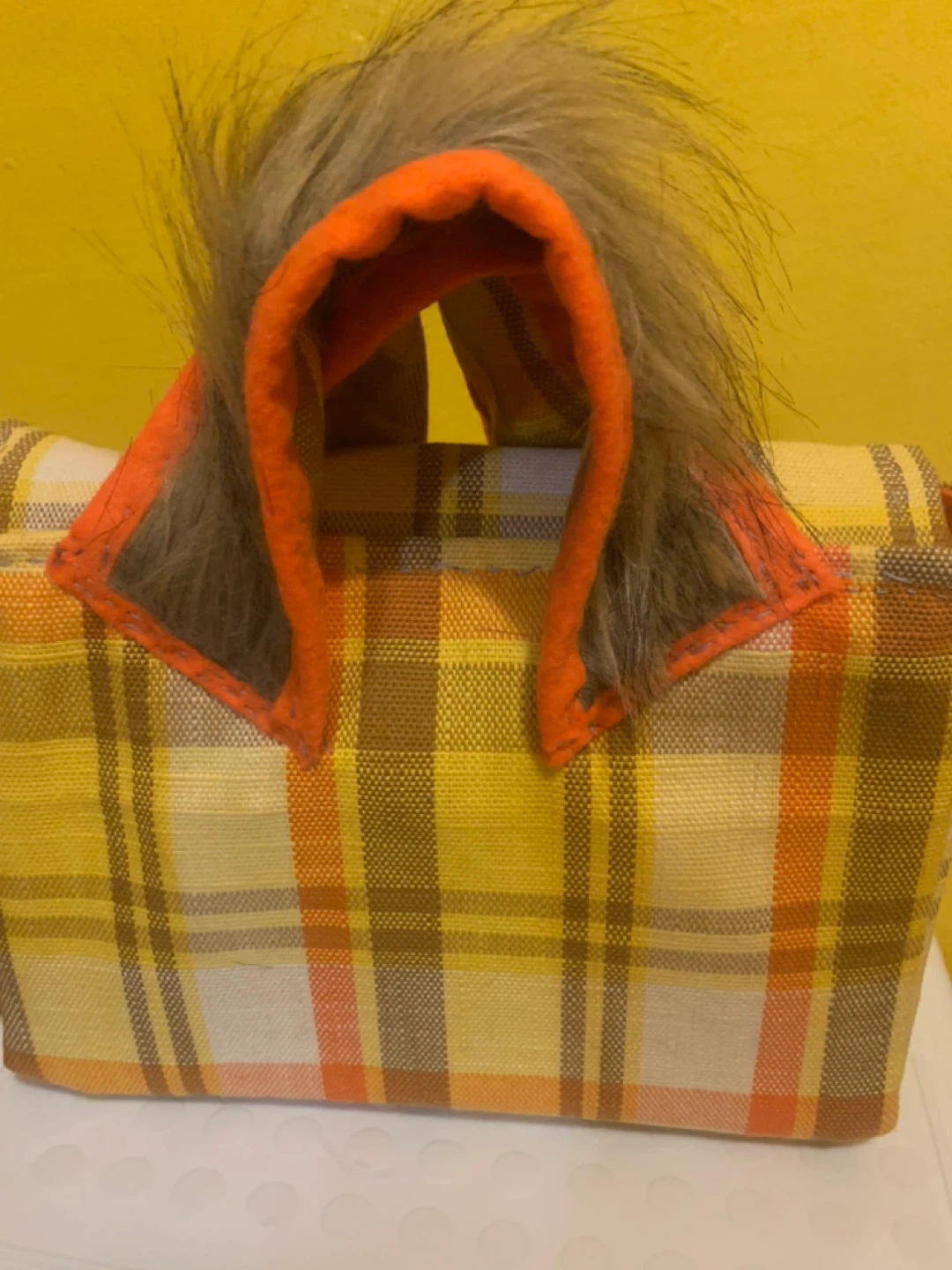 🥕Plaid Handbag with Faux Fur Accent - photo 3