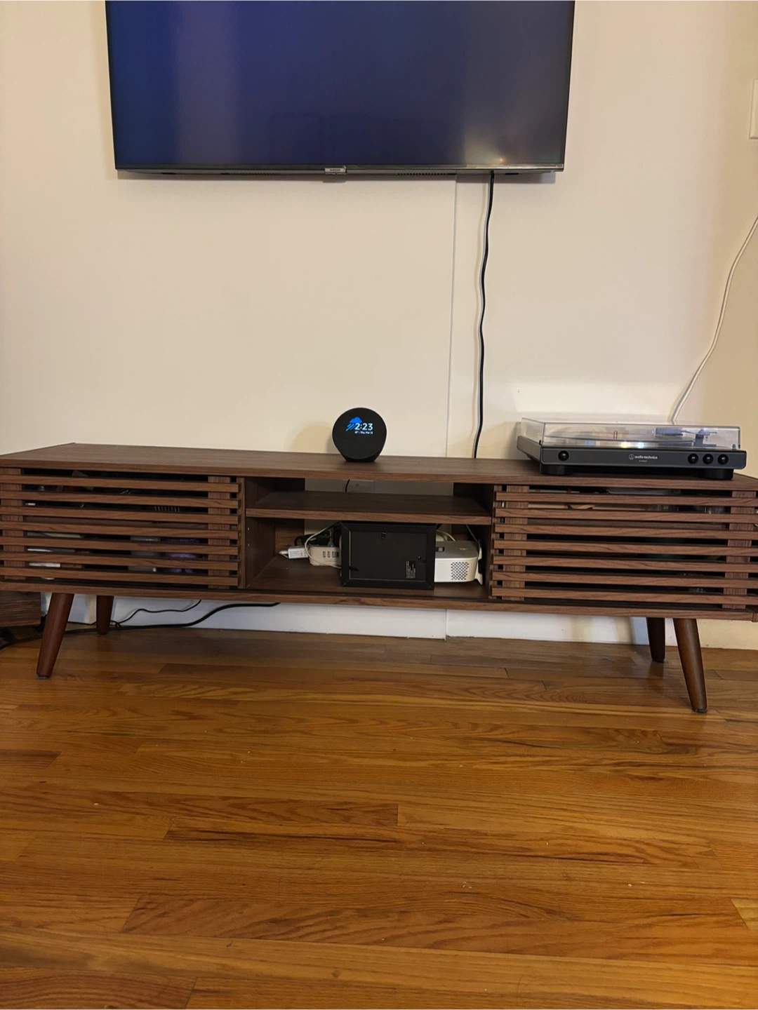 58” Wood TV Stand for TVs up to 65” - photo 2