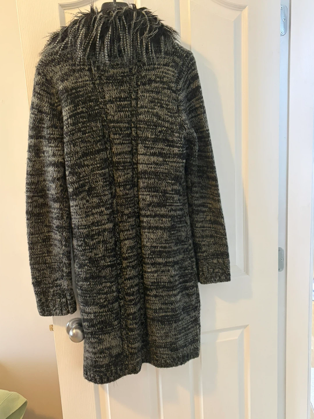 BCBGMAXAZRIA Long Knit Cardigan with Faux Fur Collar - photo 2