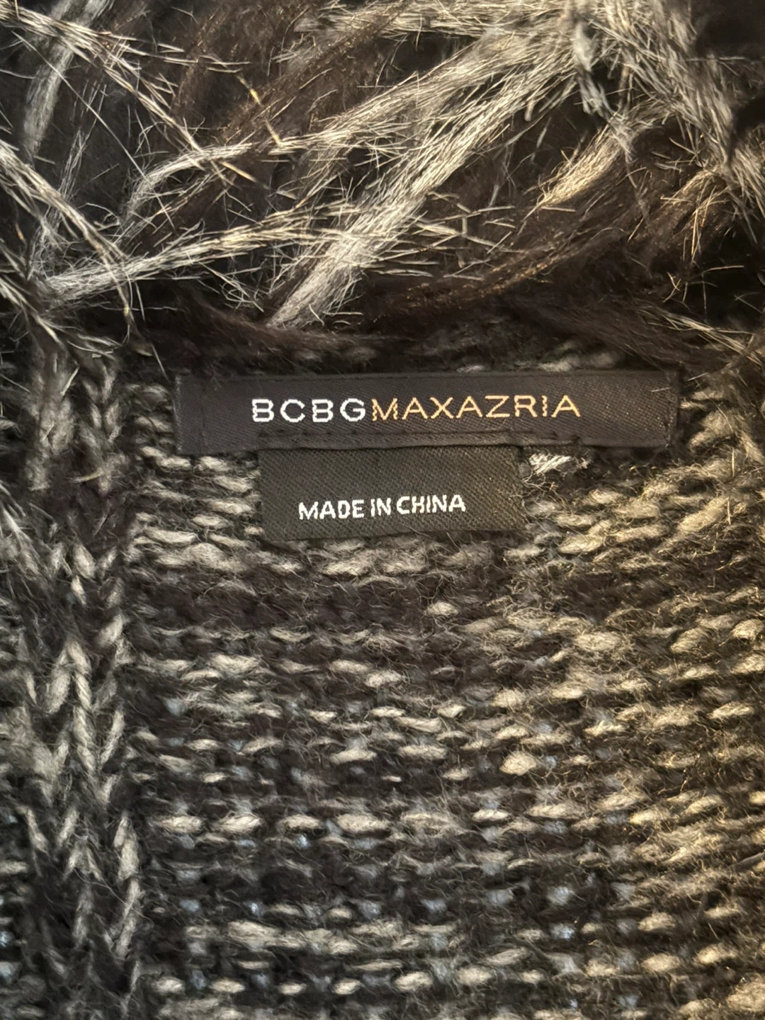 BCBGMAXAZRIA Long Knit Cardigan with Faux Fur Collar - photo 3