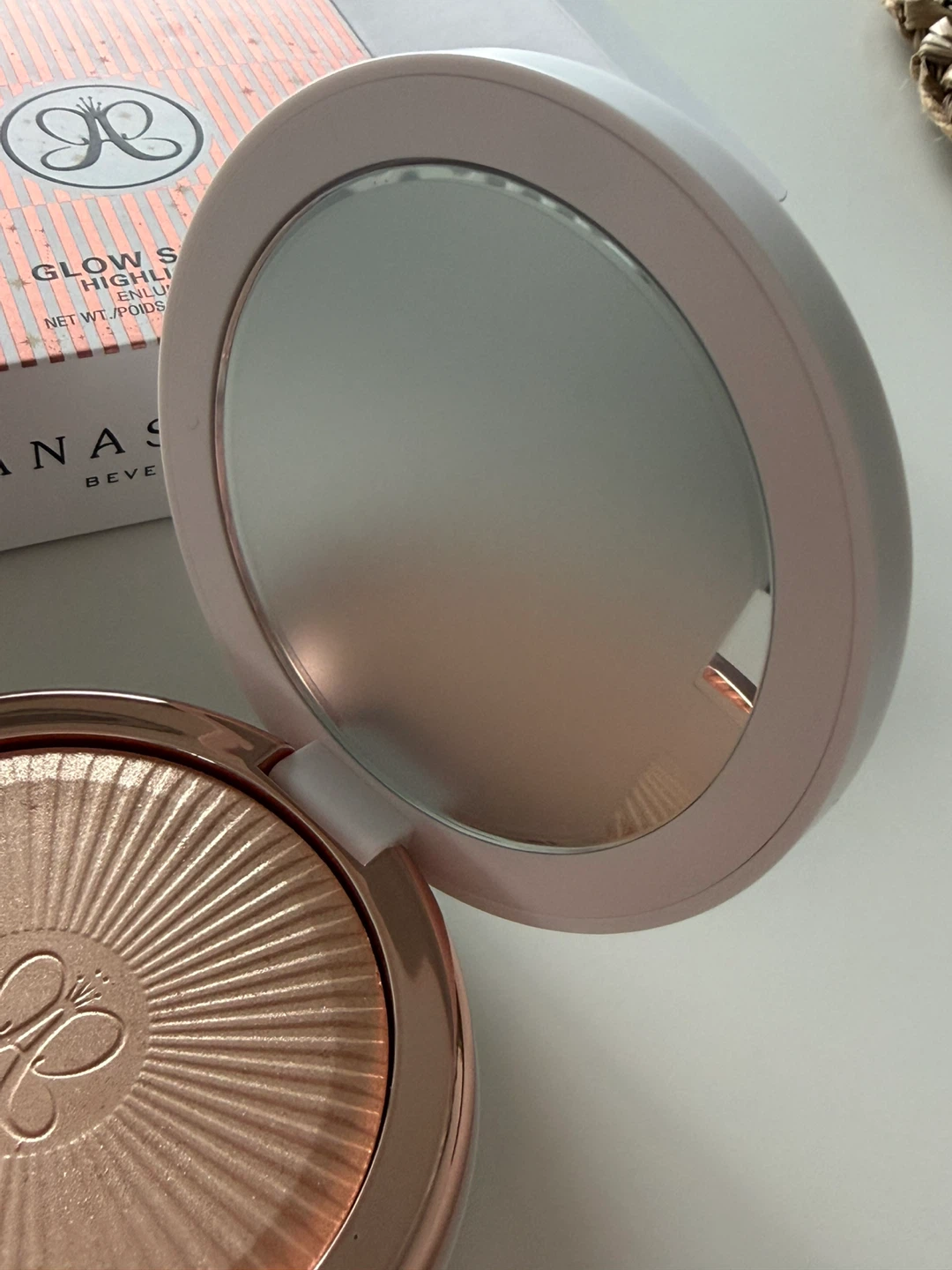 NEW Anastasia Beverly Hills Glow Seeker Highlighter - photo 3