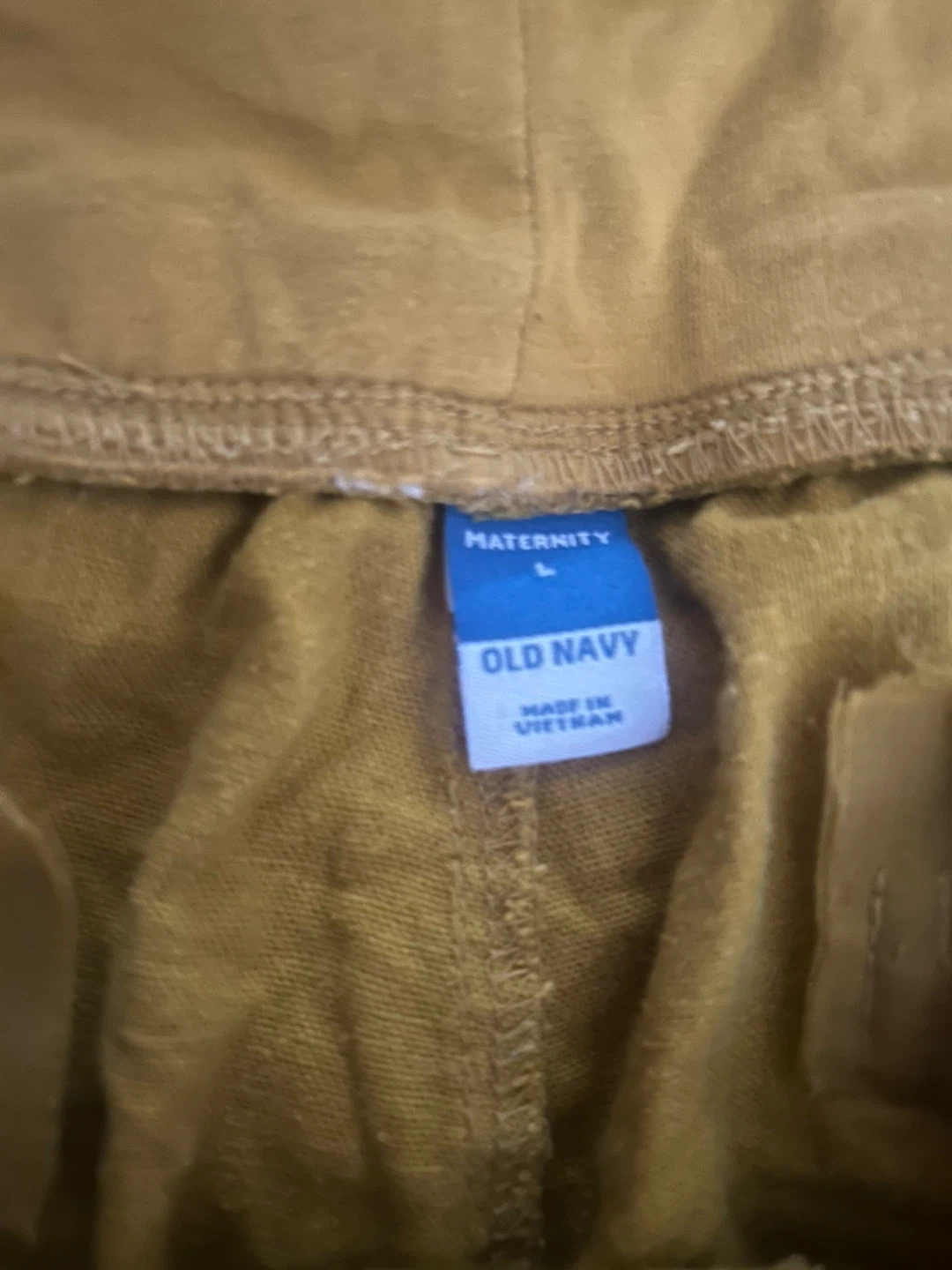 Old Navy Maternity Shorts  size L - photo 3