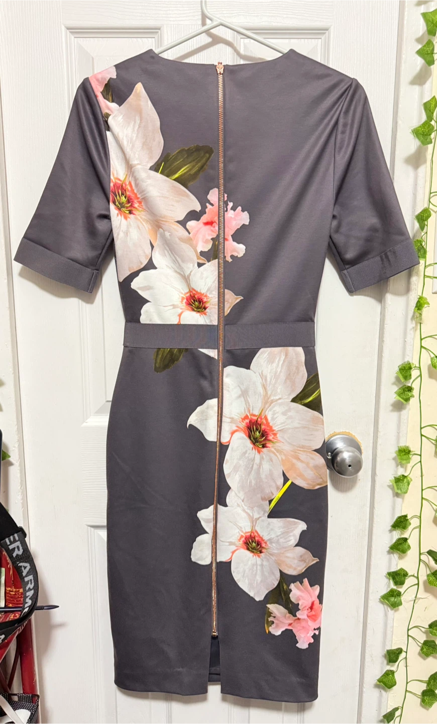 Ted Baker Floral Dress size 1 - photo 2