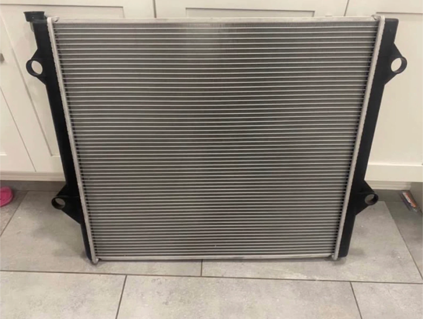 Toyota 4 Runner / FJ Radiator - photo 2