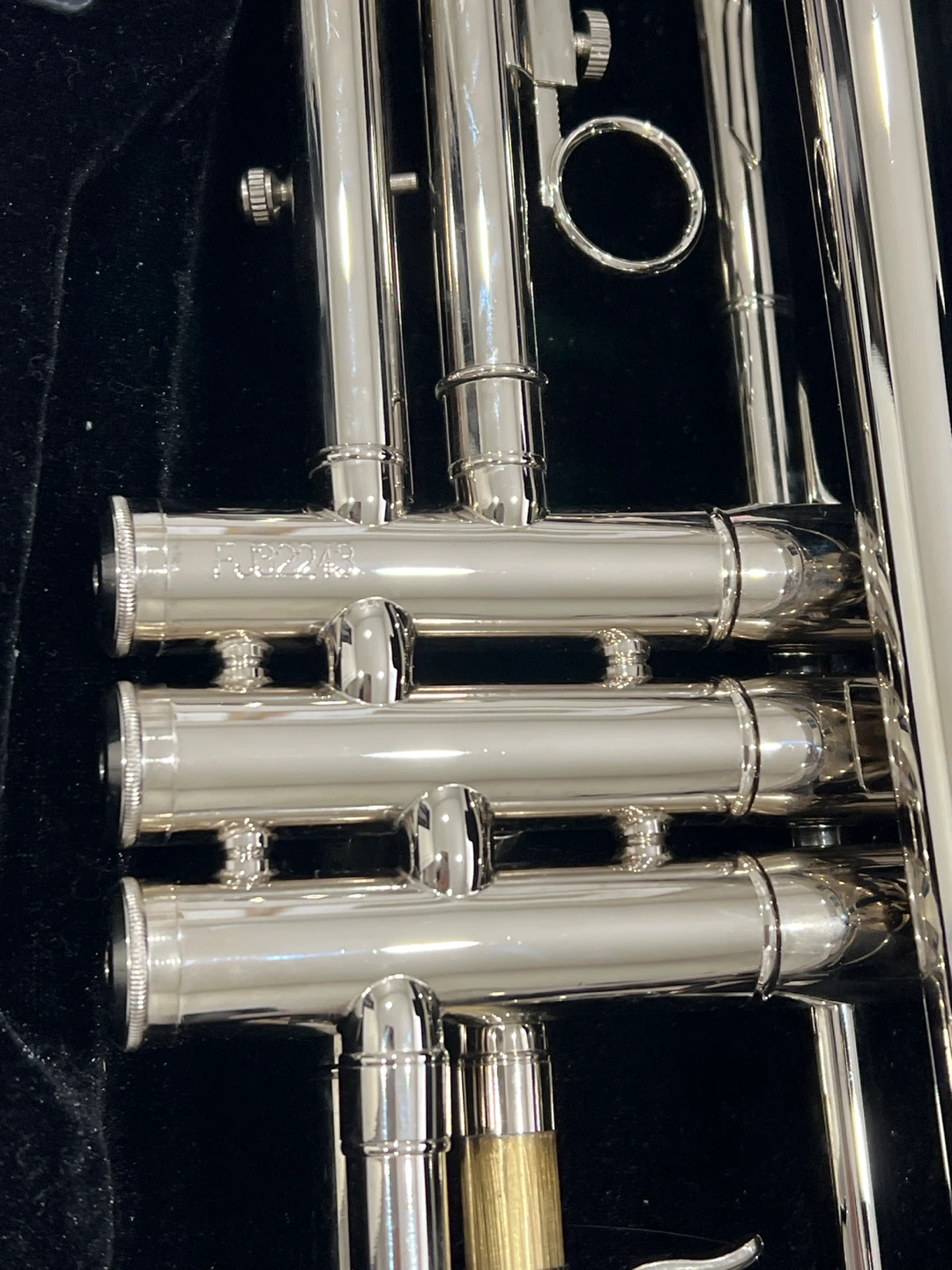 Eastar Trumpet with Case and Trumpet mute silencer - photo 3