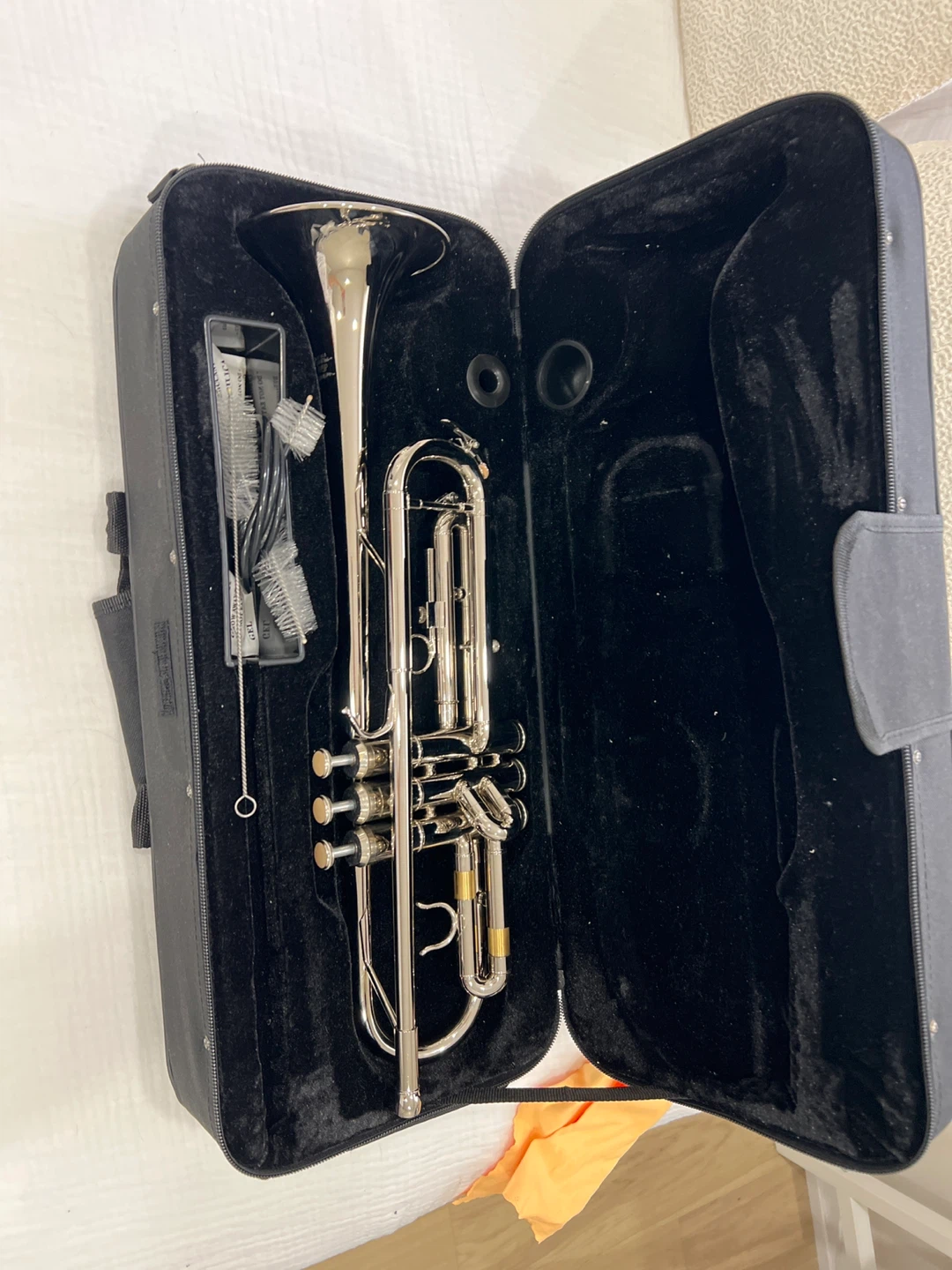 Eastar Trumpet with Case and Trumpet mute silencer - photo 2
