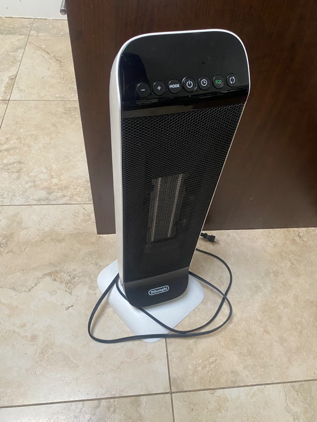 DeLonghi Tower Heater - photo 4