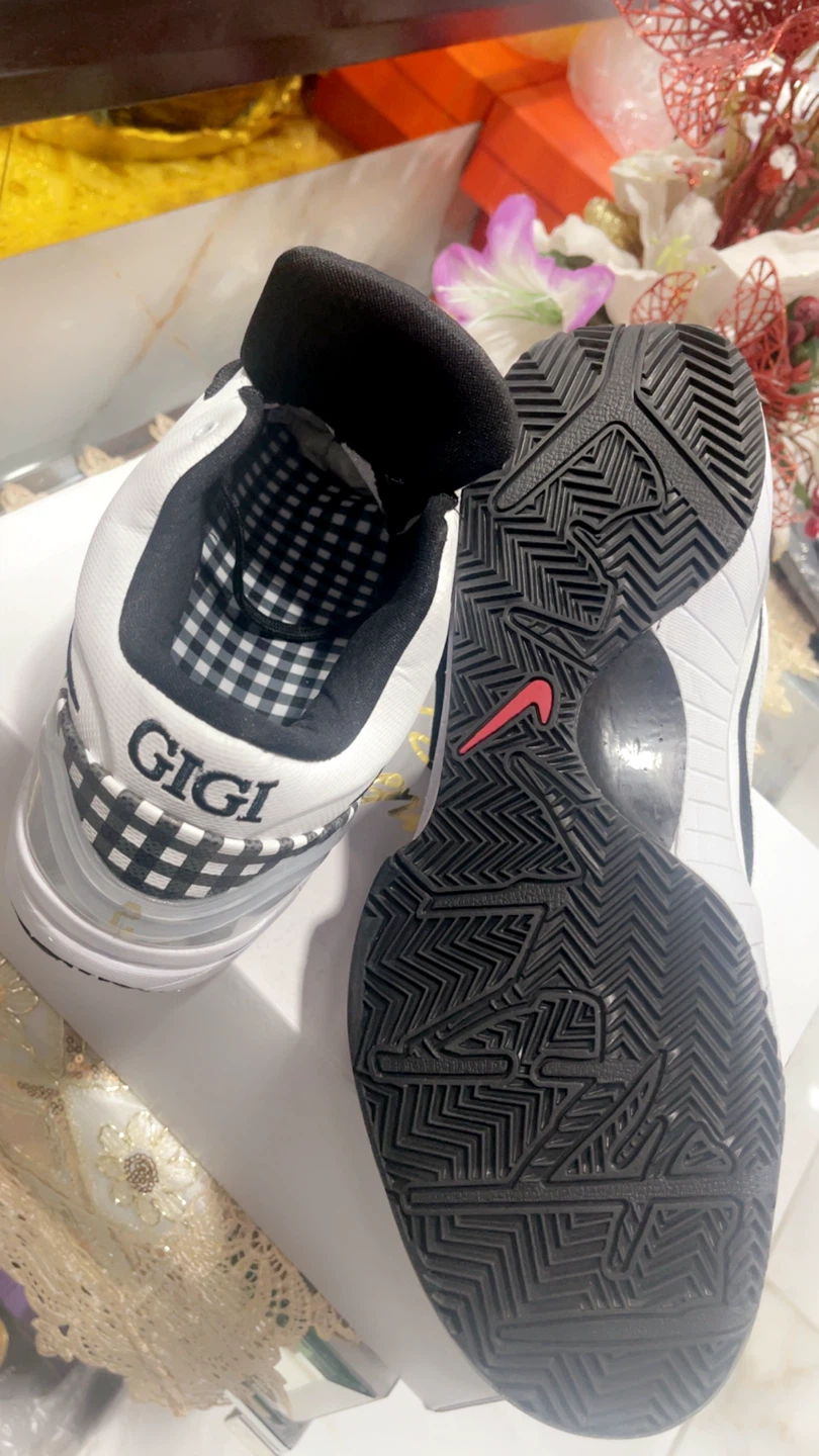 Nike Kobe 4 Protro "Gigi" White Black Gold - photo 3
