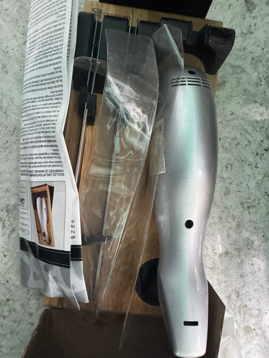 Kurotbon Cordless Electric Knife with Wood Stand - photo 2