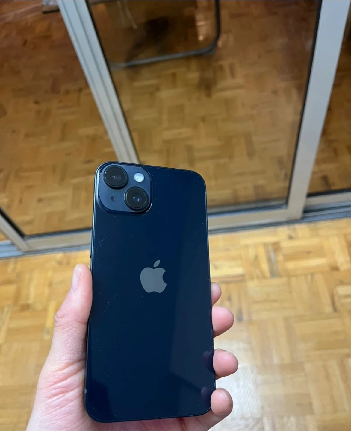 Apple iPhone 13 (Mint Condition) - photo 4
