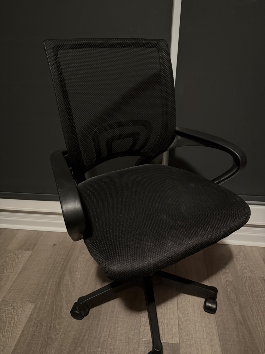 Black Mesh Office Chair