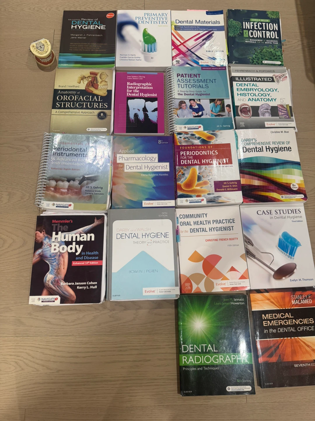 Bundle of Dental Hygiene & Anatomy Textbooks