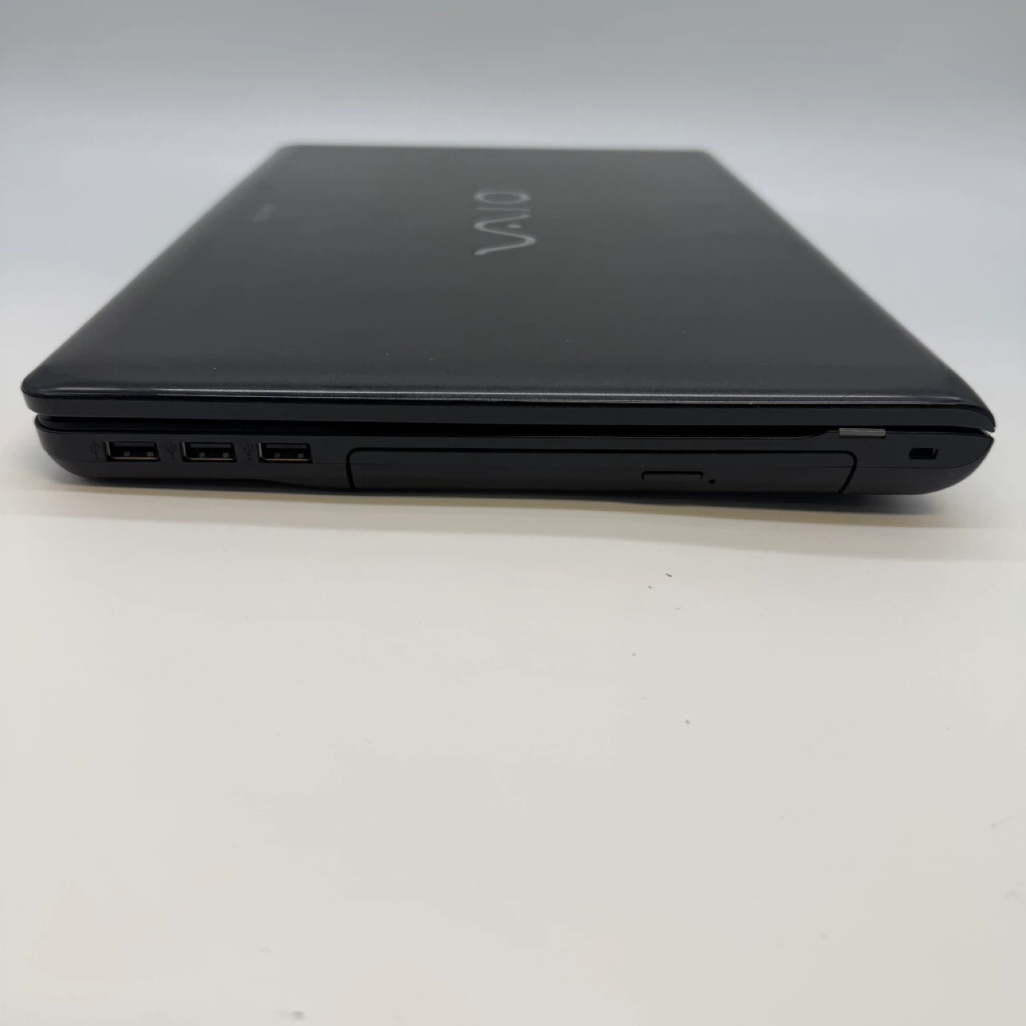Sony VAIO PCG-71211V Laptop i5-480M 2.67GHz 4GB, 932GB HDD 15.6” - photo 5