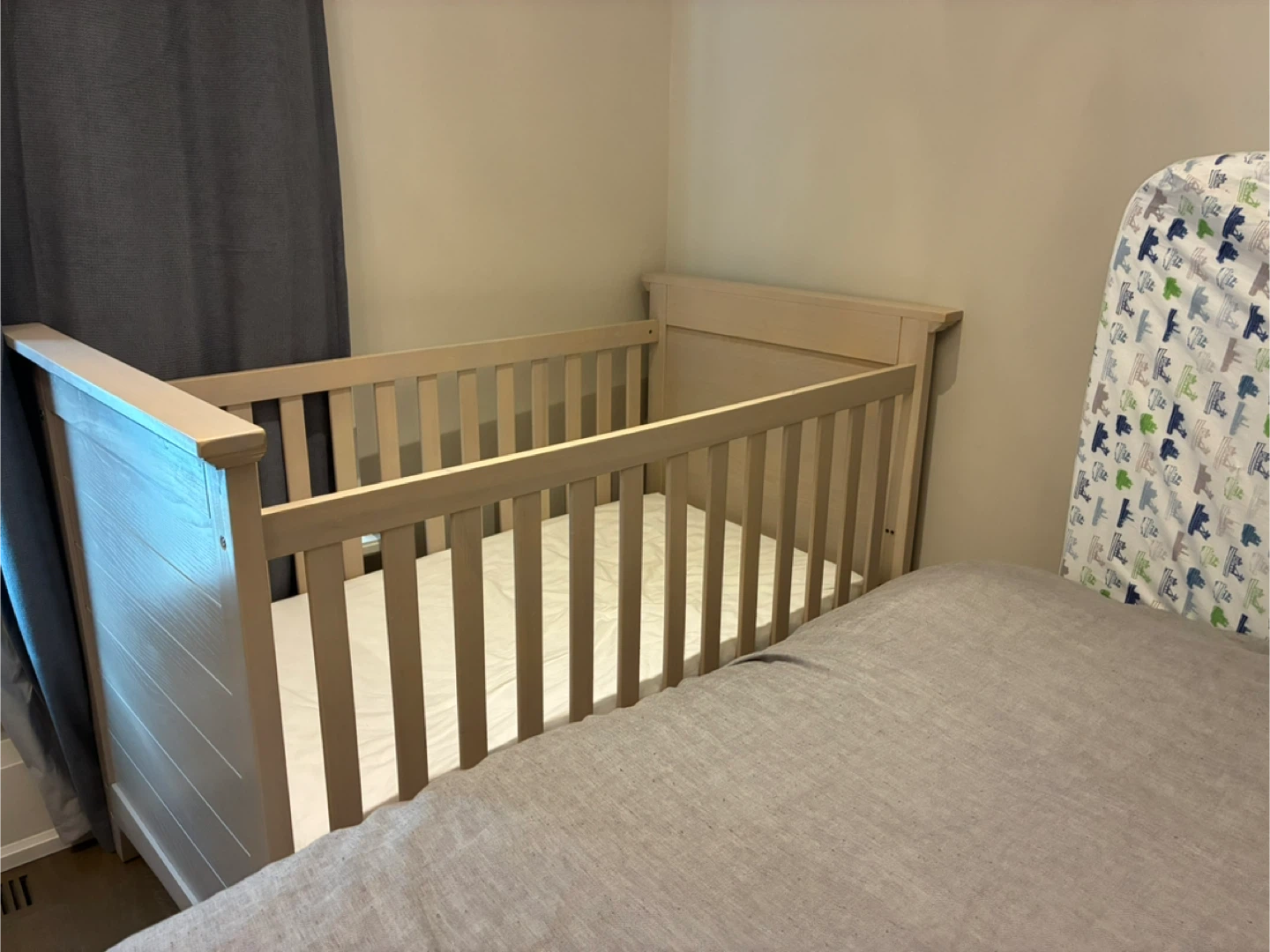 Baby Crib - Light Wood - photo 2
