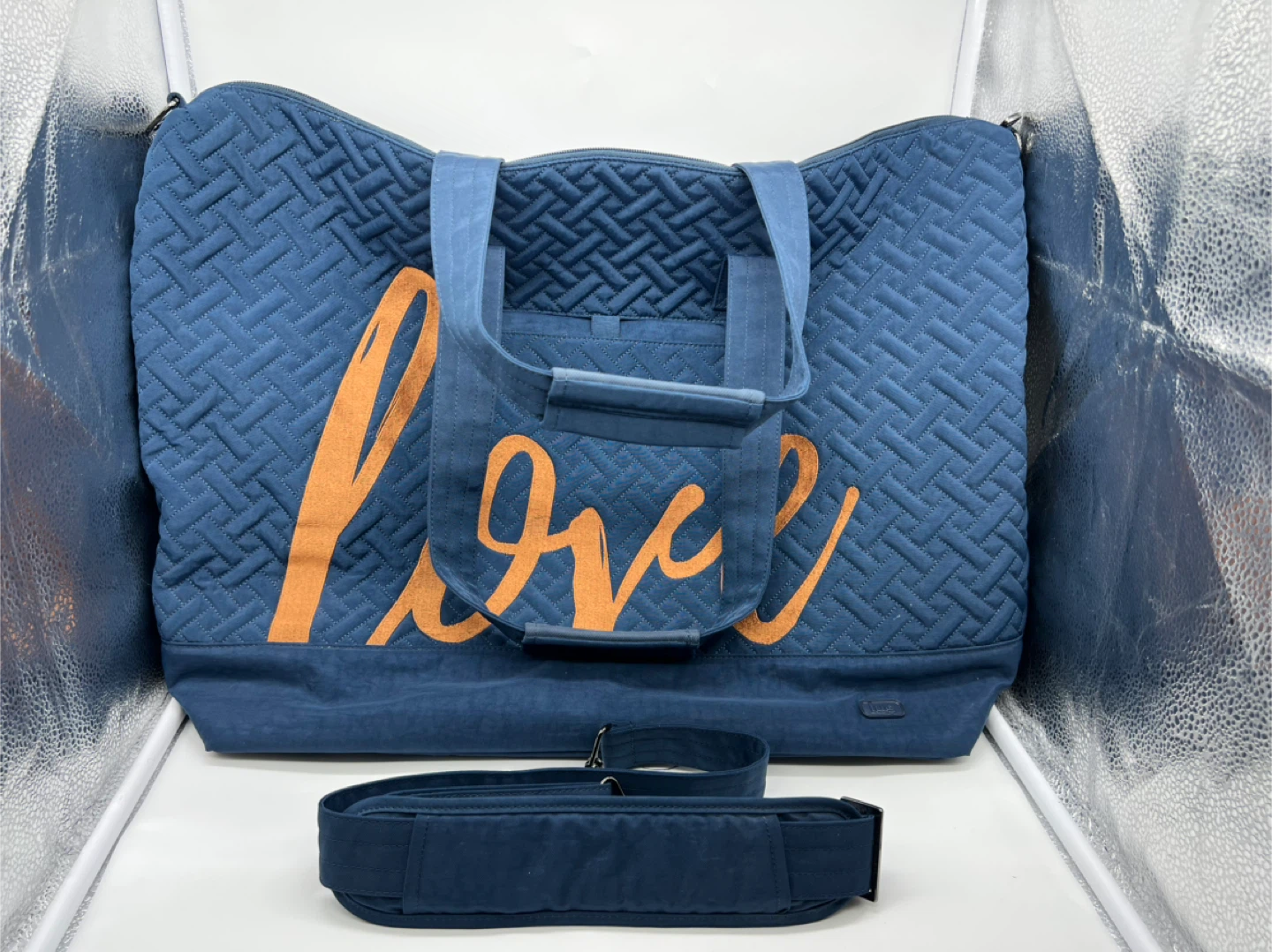 NEW LUG Aerial Love Legacy Collection Navy Blue XL Tote Carryon - photo 2