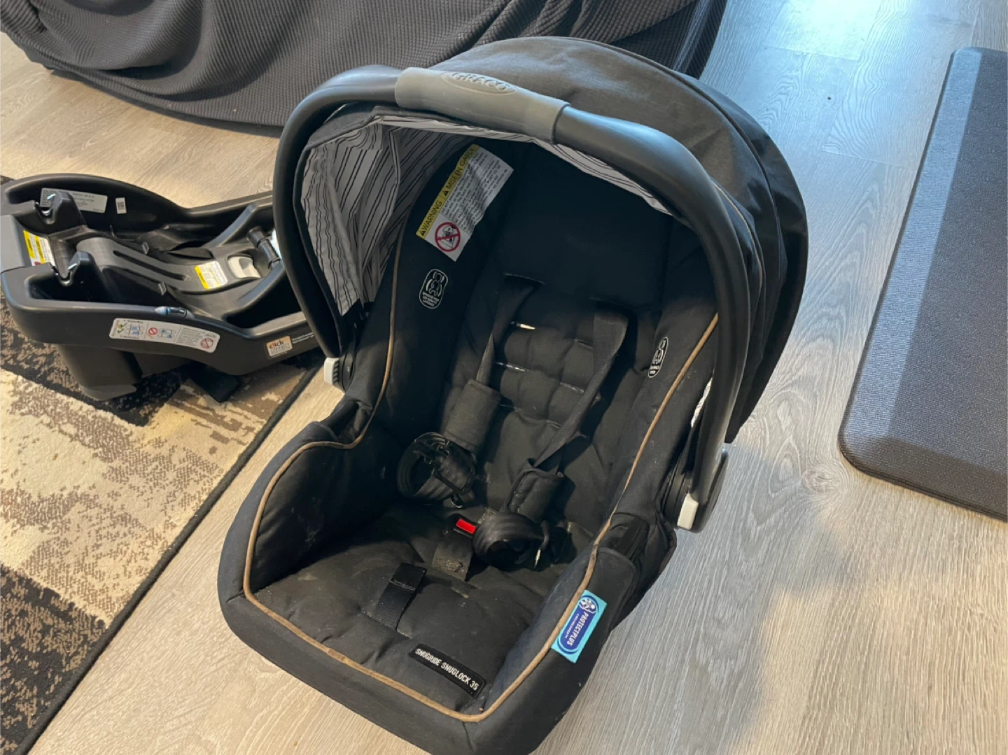 Graco SnugRide SnugLock 35 Infant Car Seat & Base