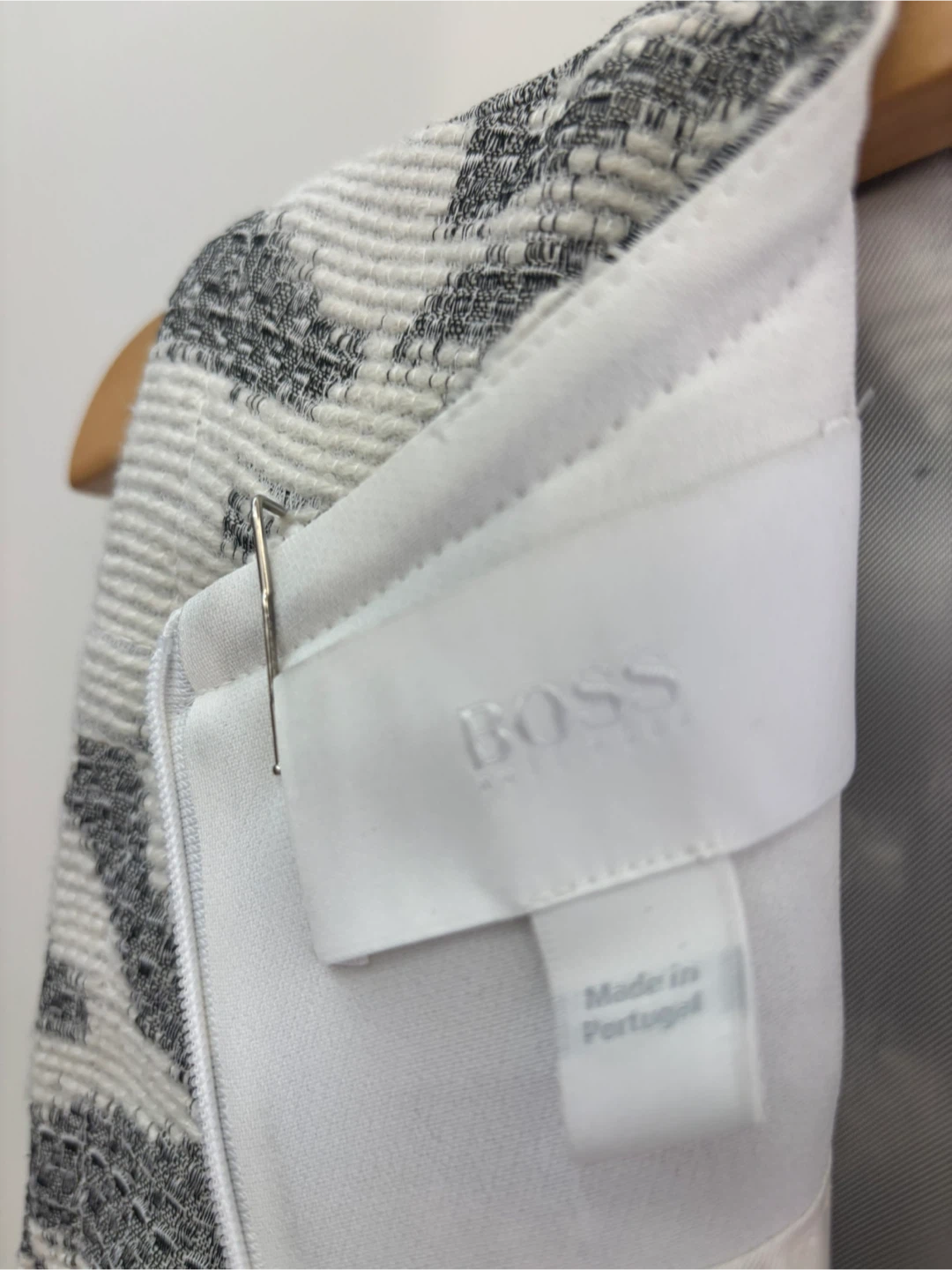 Elegant Women dress from Hugo Boss. - photo 4