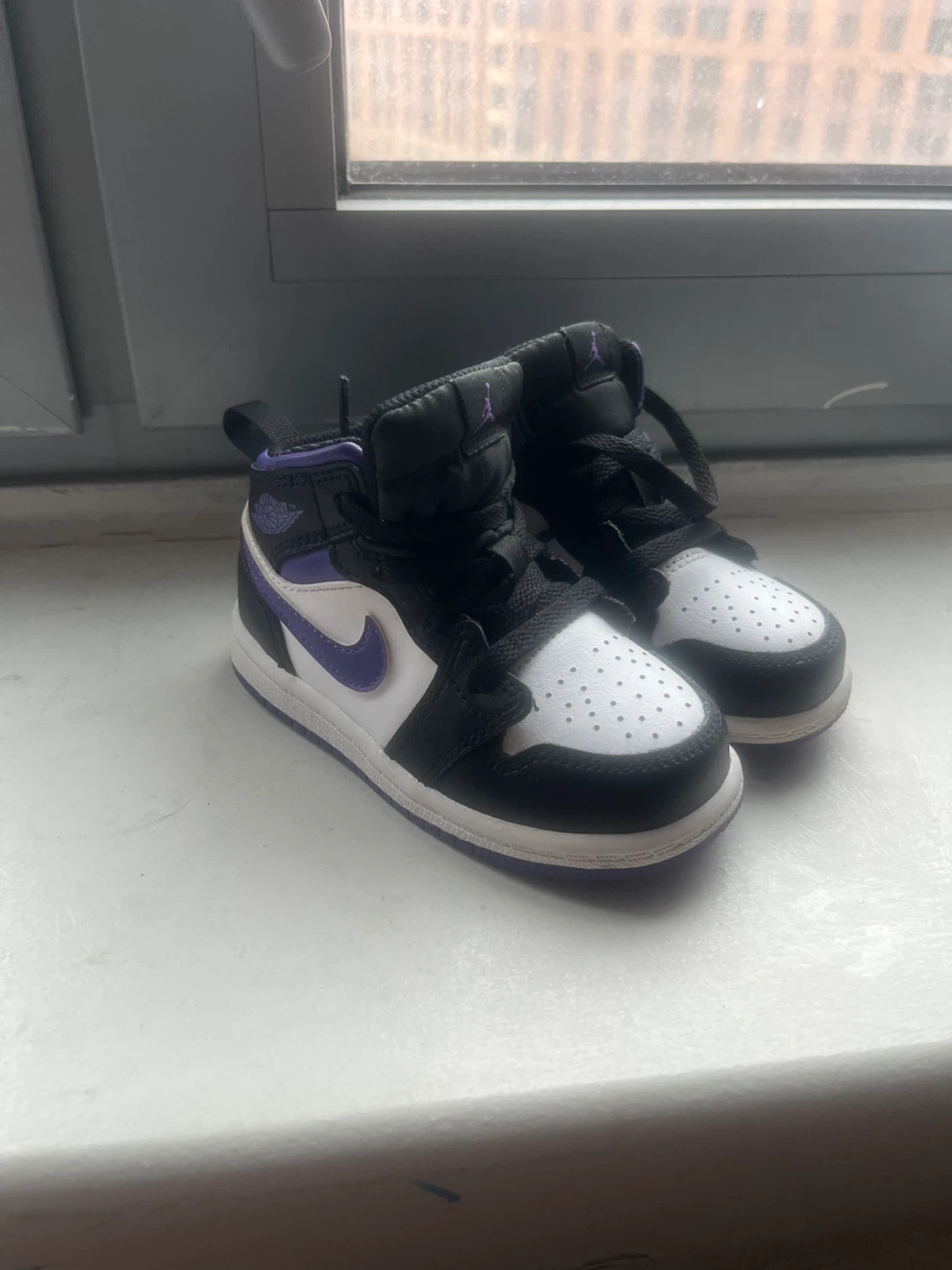 Jordan 1 Toddler High Top Sneakers