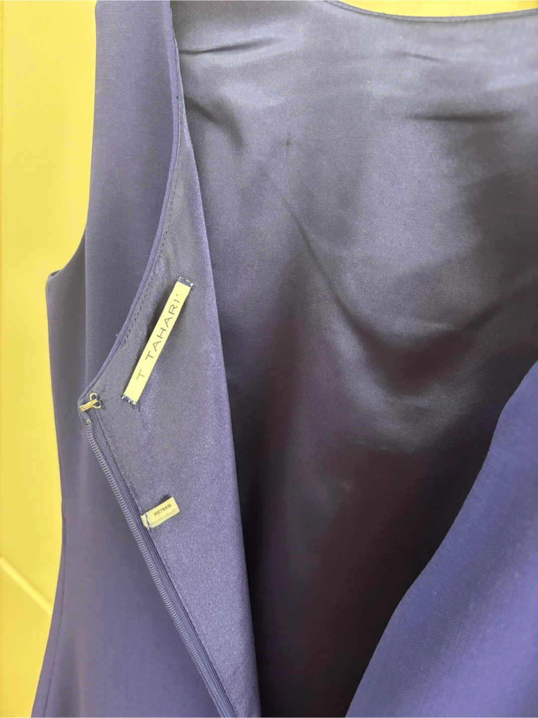 Elegant crepe sleeveless woman dress . - photo 4