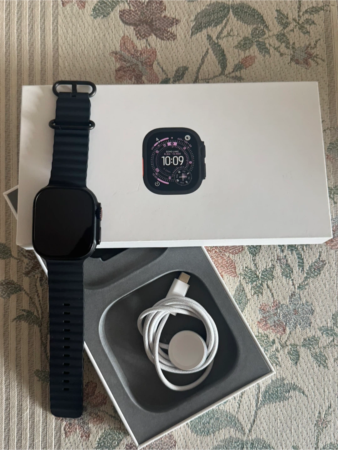 Apple Watch Ultra 3 49mm Black Titanium Ocean Band