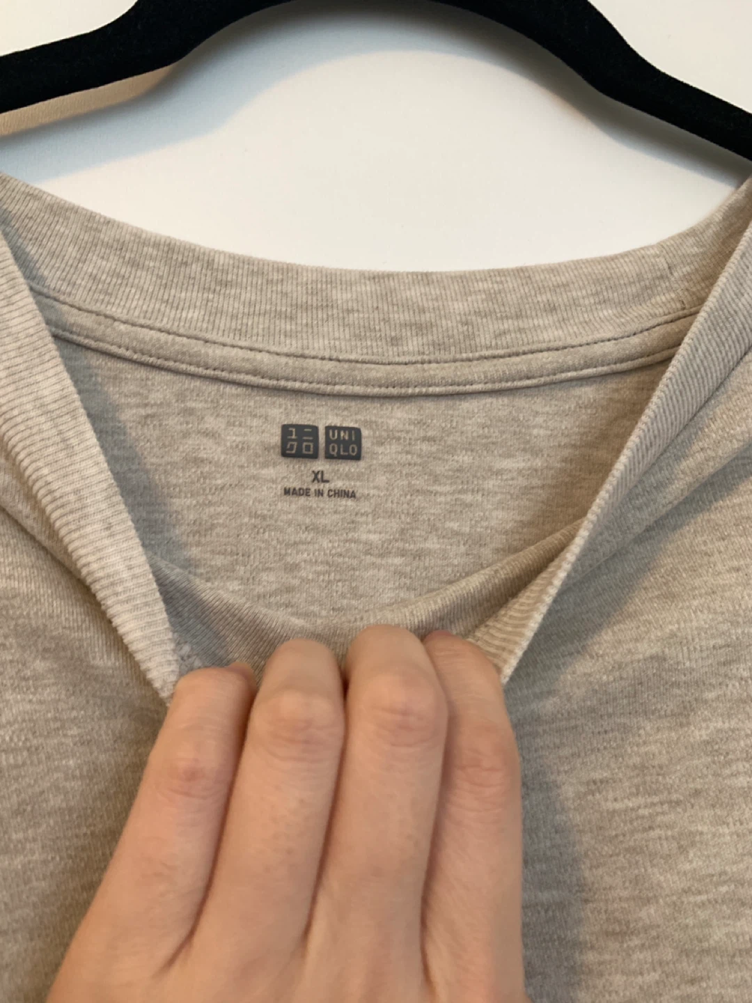 UNIQLO Long Sleeve Crewneck T-Shirt XL Beige - photo 2