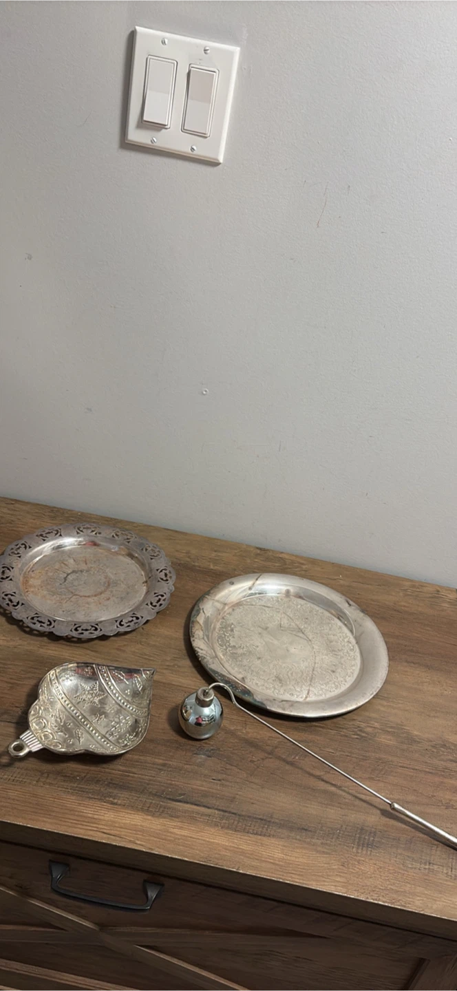 Set of 3 Silver-Plated Trays and Decorative Items - photo 5