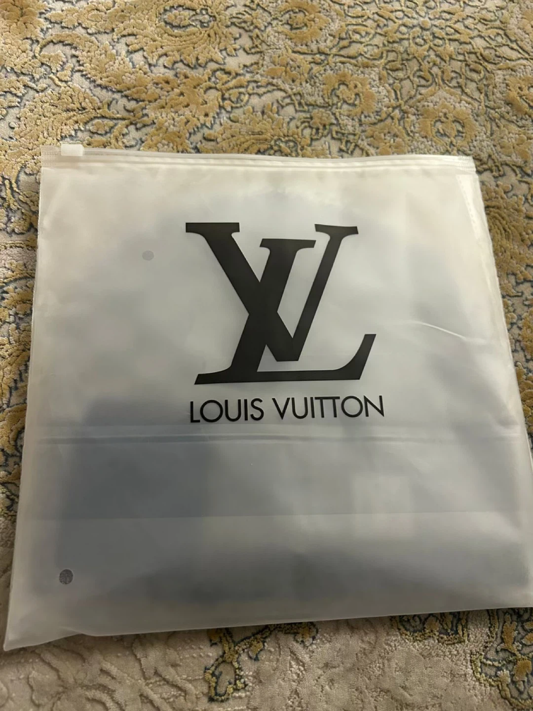 Louis Vuitton Beanie - photo 2