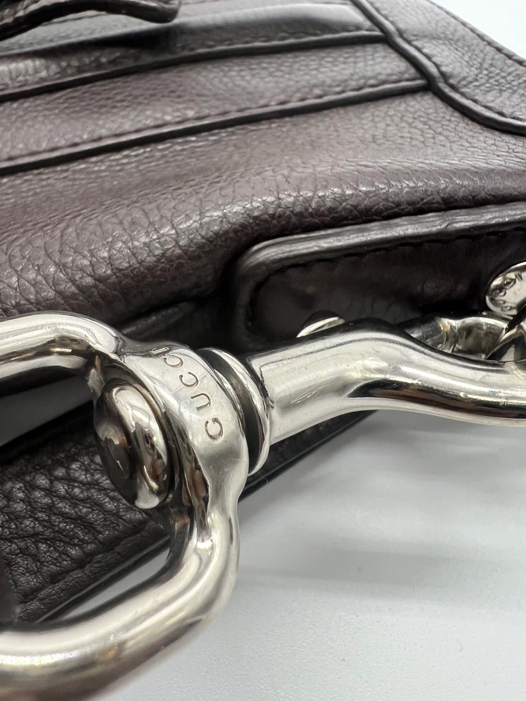 GUCCI Men’s Dark Brown Pebbled Leather Messenger Crossbody Bag - photo 4