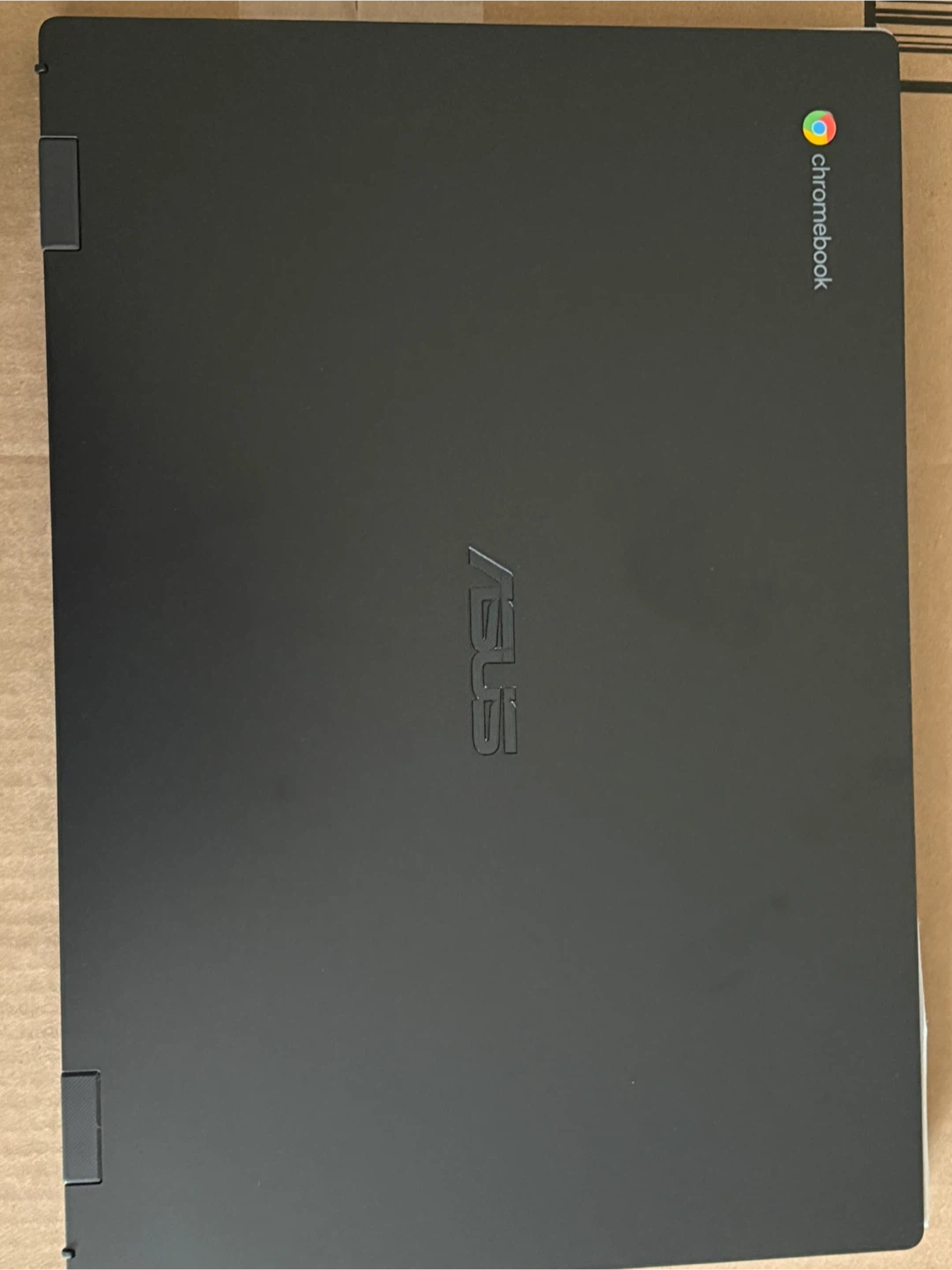 ASUS Chromebook Laptop - photo 4