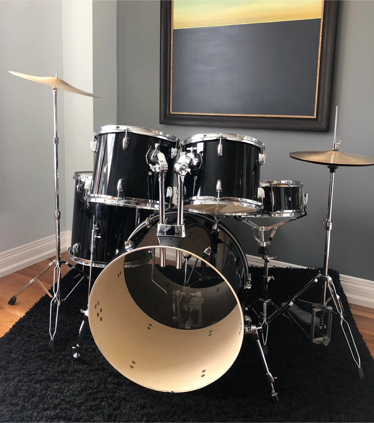 Black 5-piece drum set — like new!