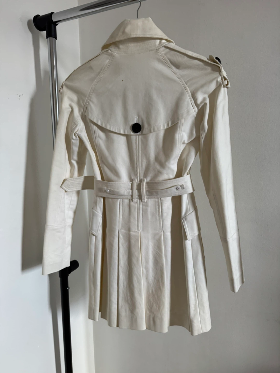 BCBGMAXAZRIA White Trench Coat XXS - photo 3