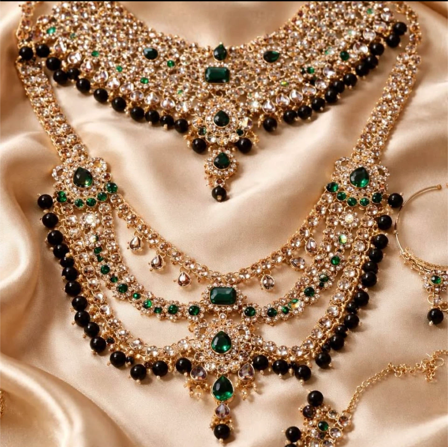 Indian Bridal kundan Jewelry Set with Green Stones - photo 2