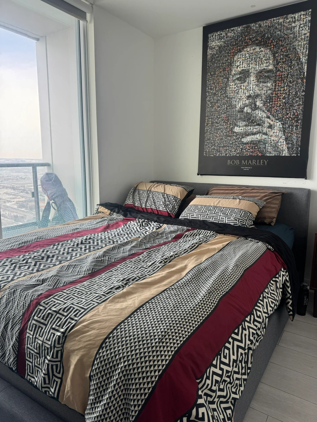 STRUCTUBE Queen Bed Frame - photo 2