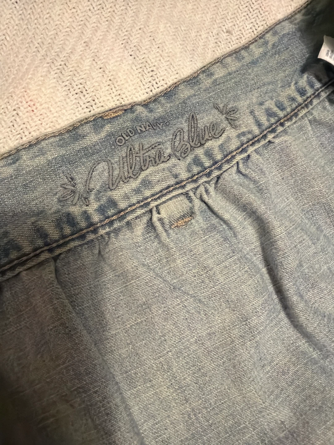 Old Navy Ultra Blue Denim Skirt Size 10 - photo 2