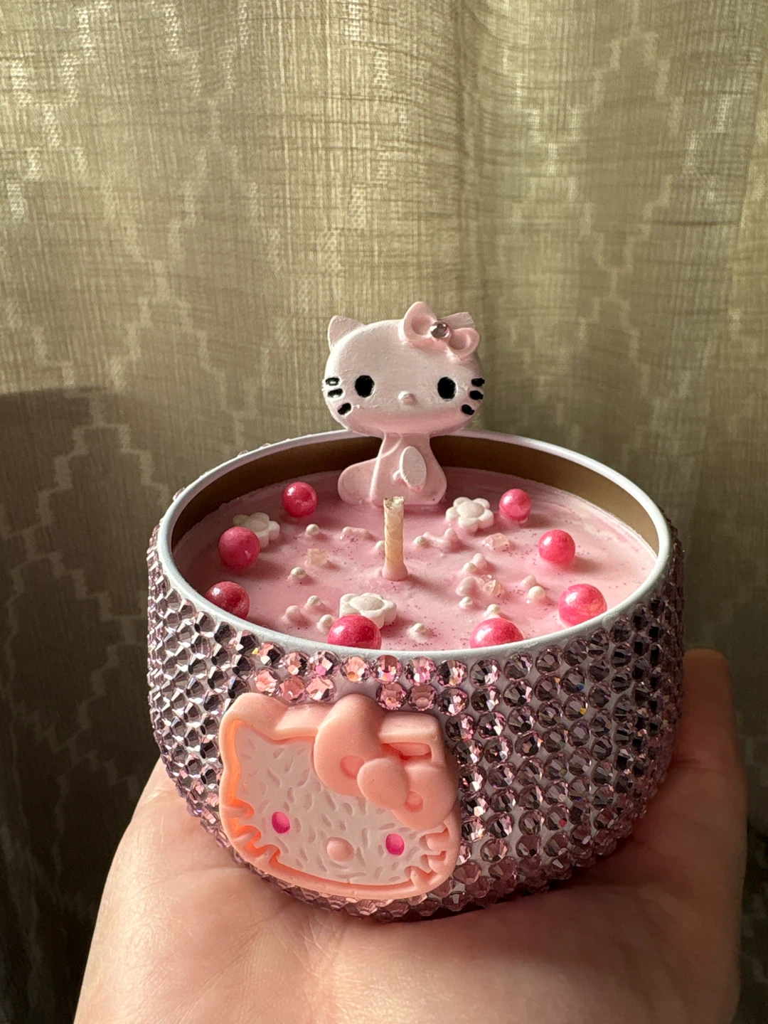 Hello Kitty Inspired Soy Wax Candle🥕